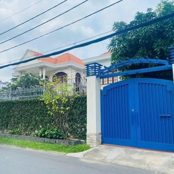 Bán Biệt Thự Thảo Điền Giá Tốt – 4PN Hồ Bơi – Sổ Hồng Riêng