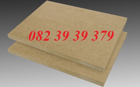 Ván MDF không chống ẩm. Ván MDF không chống ẩm.