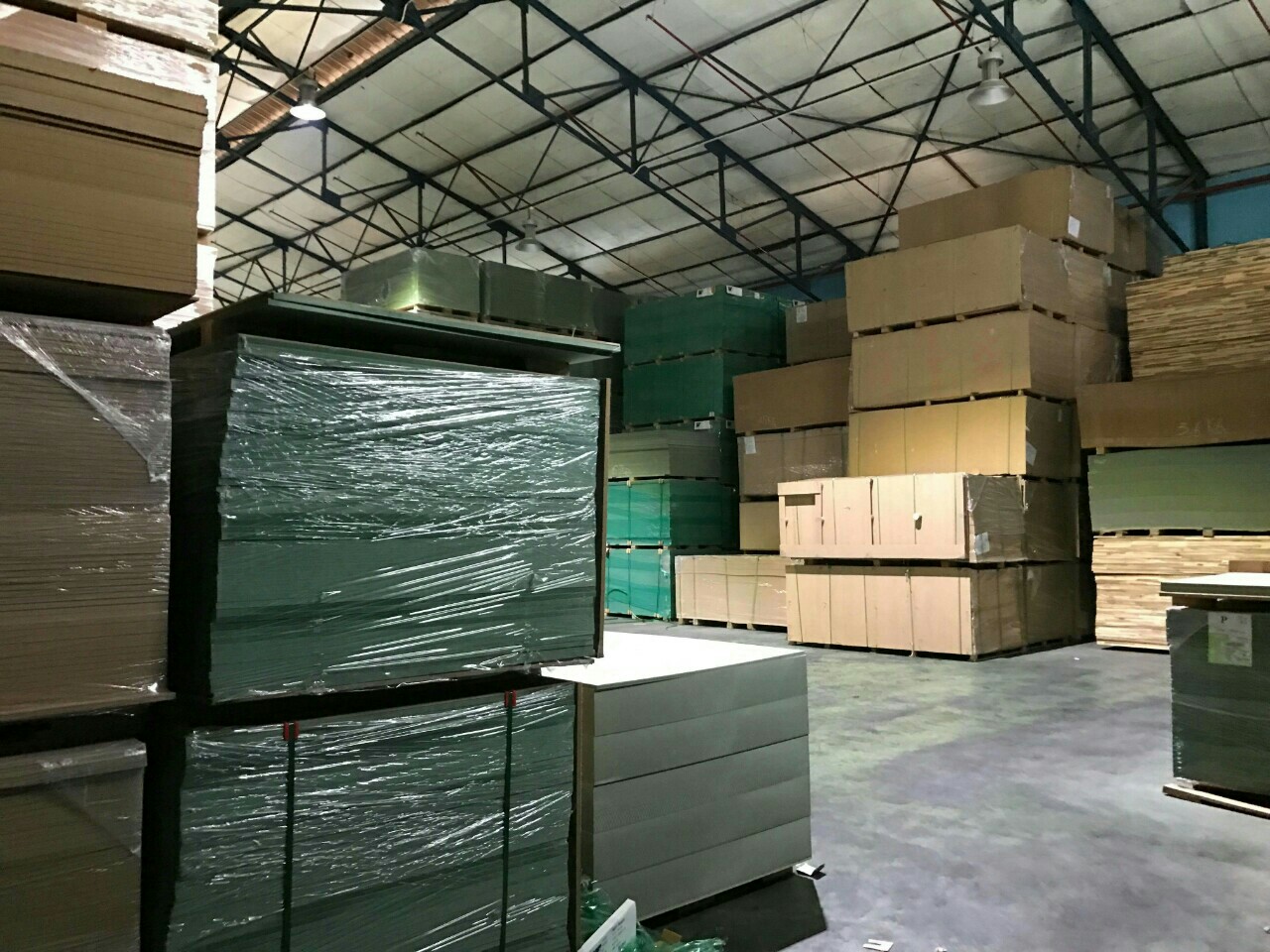 Kho ván MDF. Kho ván MDF.