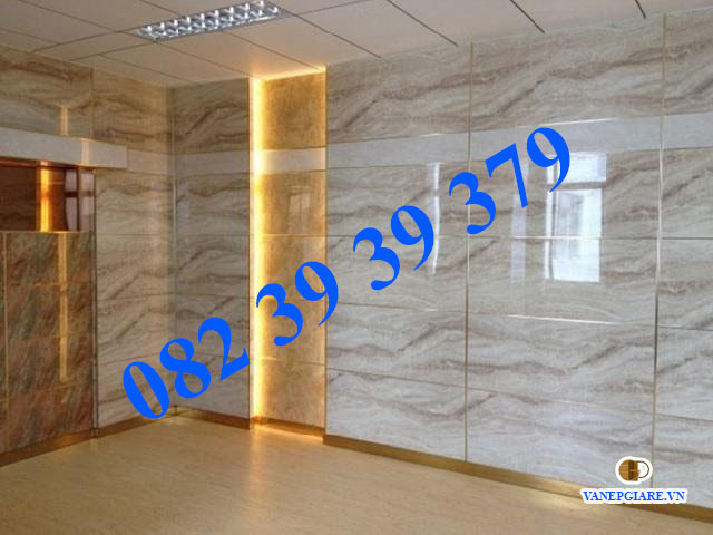 Quá trình thi công lắp ván giả vân đá cẩm thạch diễn ra đơn giản, tiện lợi Quá trình thi công lắp ván giả vân đá cẩm thạch diễn ra đơn giản, tiện lợi