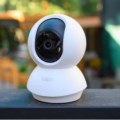 Camera IP WiFi Quay 360 Độ TP-Link Tapo C200 Full HD