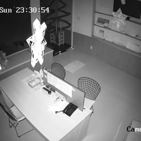 Camera IP Dome hồng ngoại 2.0 Megapixel HIKVISION DS-2CD1121-I