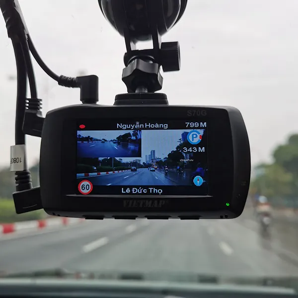 Camera hành trình Vietmap GoSafe S70G ghi hình HD 1080P