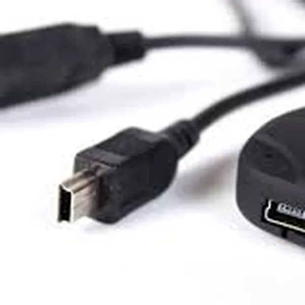 Camera ngụy trang móc khóa 808