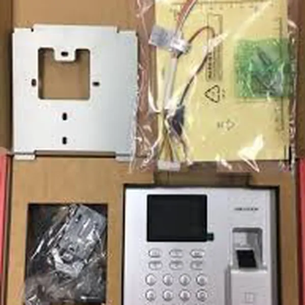 Combo máy chấm công vân tay khóa cửa Hikvision DS-K1T8003F