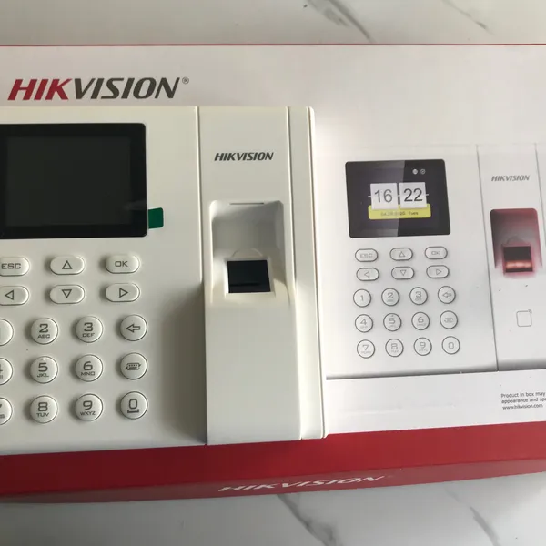 Combo máy chấm công vân tay khóa cửa Hikvision DS-K1T8003F