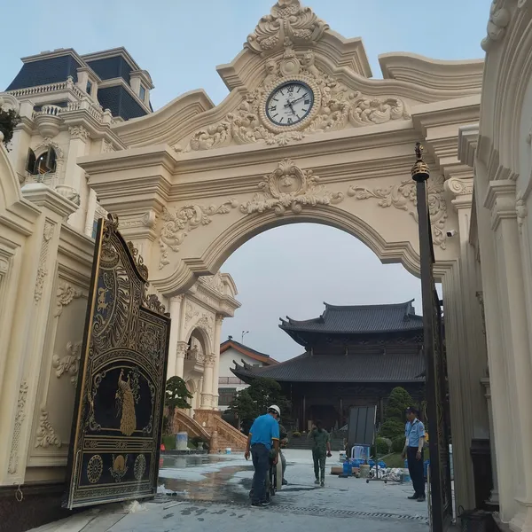 Cổng Tự Động Âm Sàn Roger BR21/362 36V 1000Kg