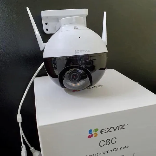 Camera Wifi EZVIZ C8W Xoay Thông Minh Full HD 4.0MP