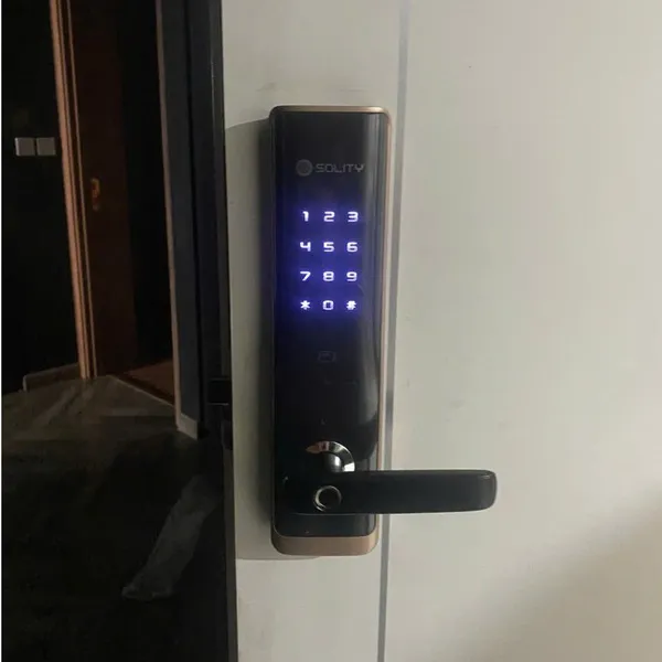 Khoá Cửa Vân Tay Solity GM-7000BK