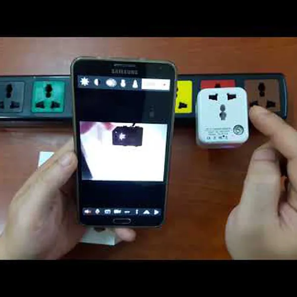Camera ngụy trang ổ cắm điện lioa