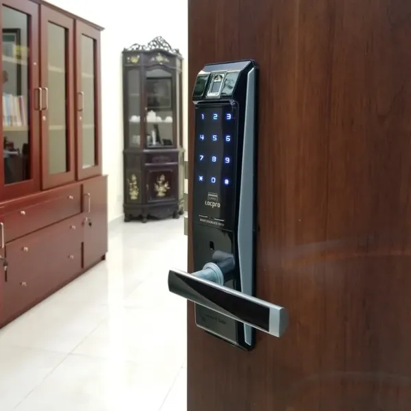 Khóa Cửa Thông Minh Locpro K300F