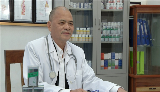 Bác sĩ Hoàng Sầm – Chủ tịch Hội đồng viện Y học bản địa Việt Nam Bác sĩ Hoàng Sầm – Chủ tịch Hội đồng viện Y học bản địa Việt Nam