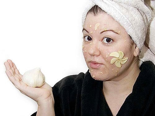 cách trị mụn bằng tỏi cách trị mụn bằng tỏi