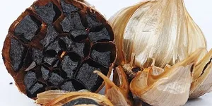 Ăn tỏi đen có nóng không, ăn tỏi đen đúng cách