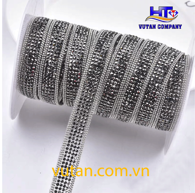 Nguyên phụ liệu may mặc chợ Tân Bình gồm có Nguyên phụ liệu may mặc chợ Tân Bình gồm có