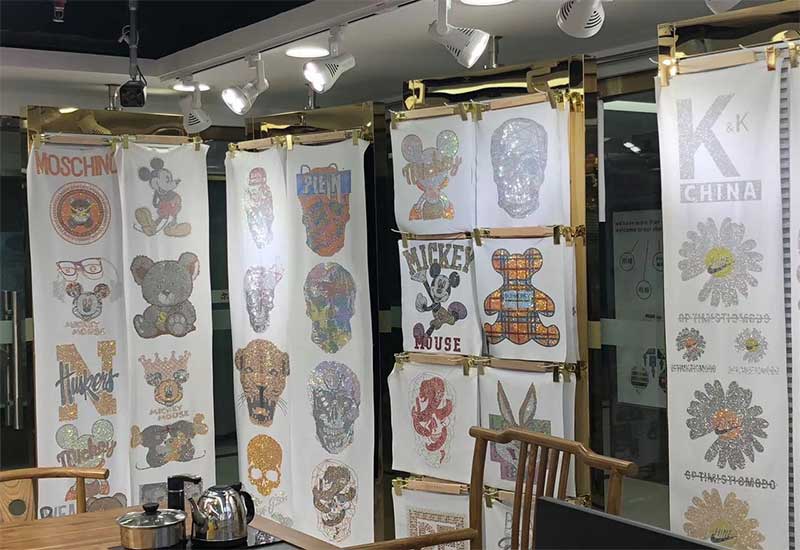 gia cong dinh cuom, hia cong ep cuom