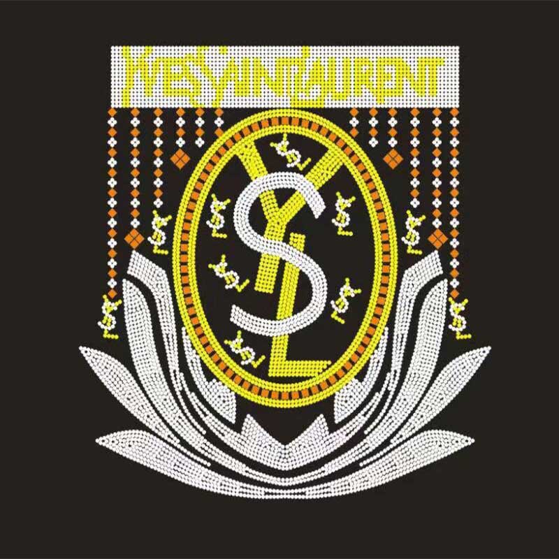 hat da trang tri tren ao