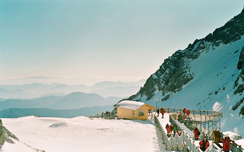 Du lịch Lệ Giang cổ trấn mùa thu: Thích thú với vẻ đẹp của Ngọc Long Tuyết Sơn – Lệ giang cổ trấn (Ảnh minh họa) Du lịch Lệ Giang cổ trấn mùa thu: Thích thú với vẻ đẹp của Ngọc Long Tuyết Sơn – Lệ giang cổ trấn (Ảnh minh họa)