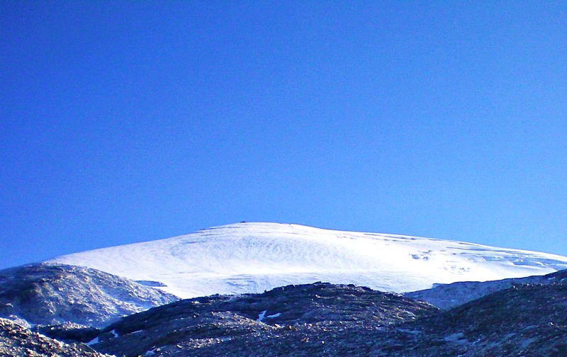 Du lịch Lệ Giang Shangrila mùa nào đẹp nhất: Nắng và tuyết kết hợp vào mùa hè ở Núi tuyết ở Lệ giang shangrila (Ảnh sưu tầm) Du lịch Lệ Giang Shangrila mùa nào đẹp nhất: Nắng và tuyết kết hợp vào mùa hè ở Núi tuyết ở Lệ giang shangrila (Ảnh sưu tầm)