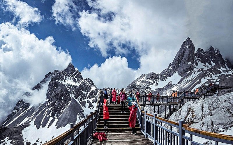 Tuyết phủ đầy Lệ Giang Cổ Trấn vào mùa đông (Ảnh sưu tầm) Tuyết phủ đầy Lệ Giang Cổ Trấn vào mùa đông (Ảnh sưu tầm)