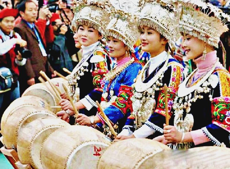 Du lịch Phượng Hoàng Cổ Trấn Trương Gia Giới khám phá lễ hội Sister'rice (Ảnh: sưu tầm) Du lịch Phượng Hoàng Cổ Trấn Trương Gia Giới khám phá lễ hội Sister'rice (Ảnh: sưu tầm)