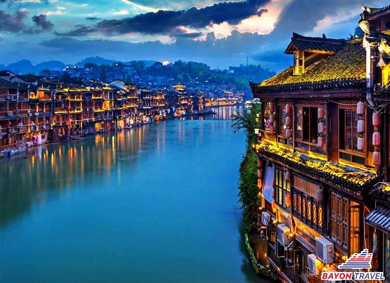 Du lịch Phượng Hoàng Cổ Trấn giá rẻ Du lịch Phượng Hoàng Cổ Trấn giá rẻ