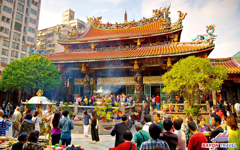 Long Sơn Tự - ngôi chùa cổ kính nhất Đài Loan Long Sơn Tự - ngôi chùa cổ kính nhất Đài Loan