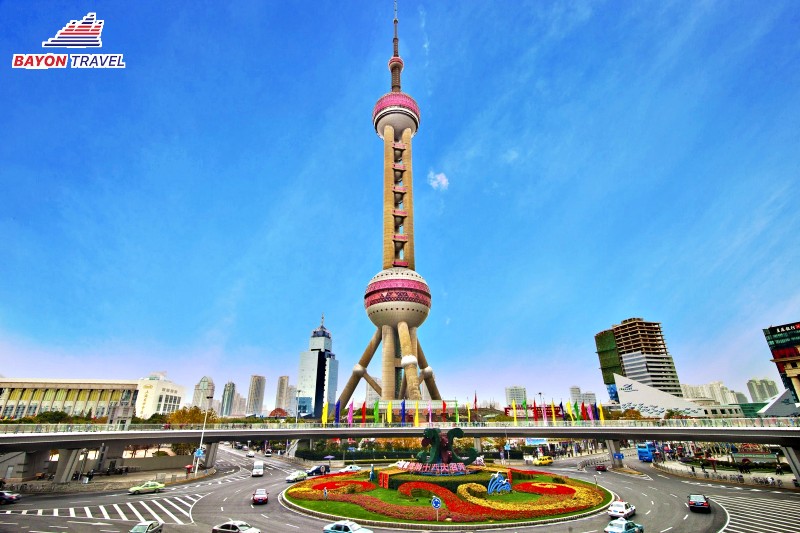 Tham quan tháp truyền hình Đông Phương Minh Châu trong tour du lịch Thượng Hải Bắc Kinh Tham quan tháp truyền hình Đông Phương Minh Châu trong tour du lịch Thượng Hải Bắc Kinh