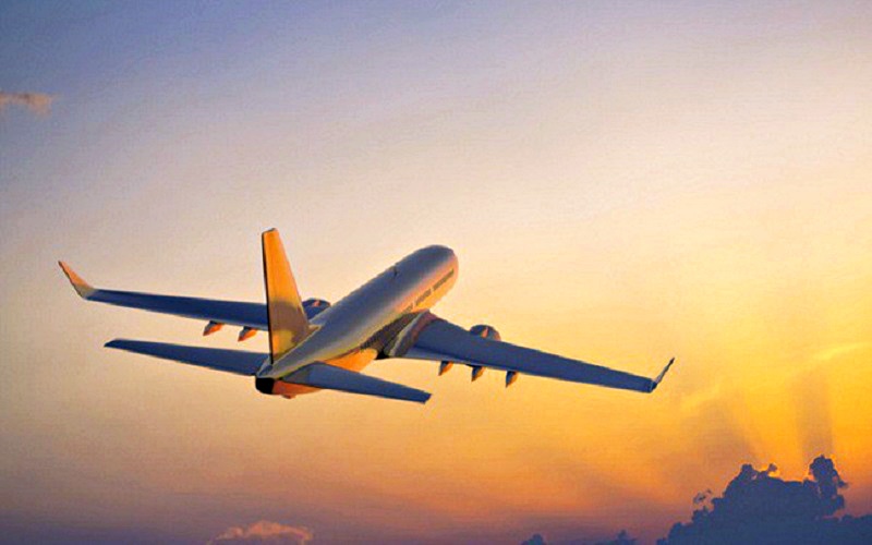 Kinh nghiệm du lịch Phượng Hoàng Cổ Trấn tự túc: Máy bay là phương tiện di chuyển thuận lợi nhất (Ảnh sưu tầm) Kinh nghiệm du lịch Phượng Hoàng Cổ Trấn tự túc: Máy bay là phương tiện di chuyển thuận lợi nhất (Ảnh sưu tầm)