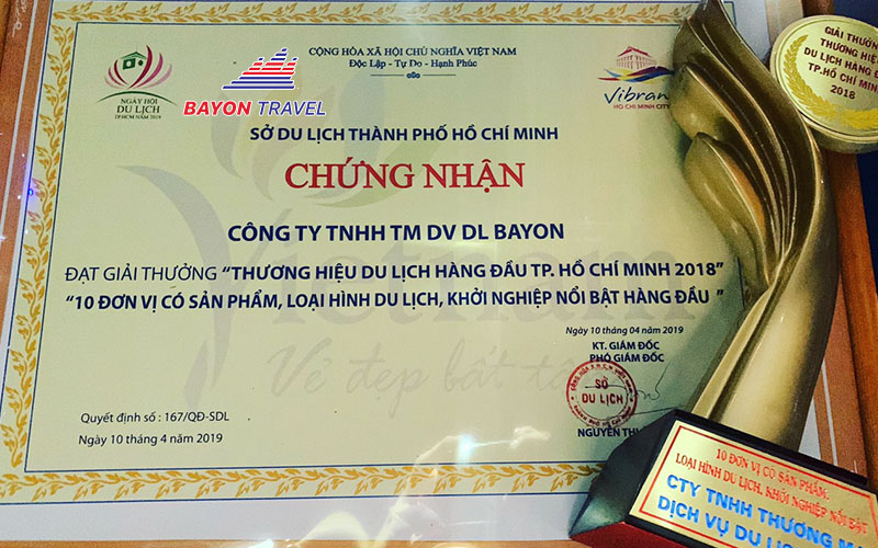 Bayon Travel vinh dự nhận giải thưởng công ty du lịch hàng đầu TPHCM 2018 Bayon Travel vinh dự nhận giải thưởng công ty du lịch hàng đầu TPHCM 2018