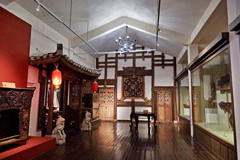 Du lịch Phượng Hoàng Cổ Trấn: Bên trong bảo tang Gucheng Du lịch Phượng Hoàng Cổ Trấn: Bên trong bảo tang Gucheng