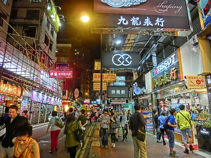 Theo kinh nghiệm du lịch bụi của Bayon Travel khi đến Hong Kong thì bạn phải dành thời gian để đi Causeway Bay Theo kinh nghiệm du lịch bụi của Bayon Travel khi đến Hong Kong thì bạn phải dành thời gian để đi Causeway Bay