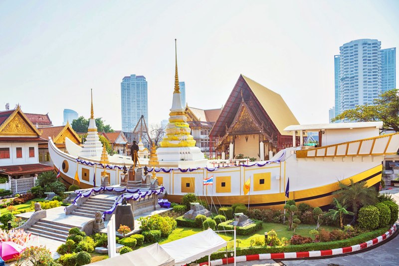 Thăm ngôi chùa huyền bí Wat Yannawa trong tour Thái Lan Thăm ngôi chùa huyền bí Wat Yannawa trong tour Thái Lan