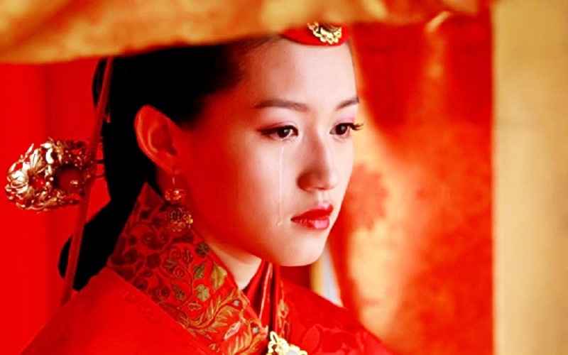 Tập tục người Thổ Gia Phượng Hoàng cổ trấn Trương Gia Giới thì cô dâu càng khóc nhiều càng thể hiện sự hiếu lễ và đức hạnh Tập tục người Thổ Gia Phượng Hoàng cổ trấn Trương Gia Giới thì cô dâu càng khóc nhiều càng thể hiện sự hiếu lễ và đức hạnh