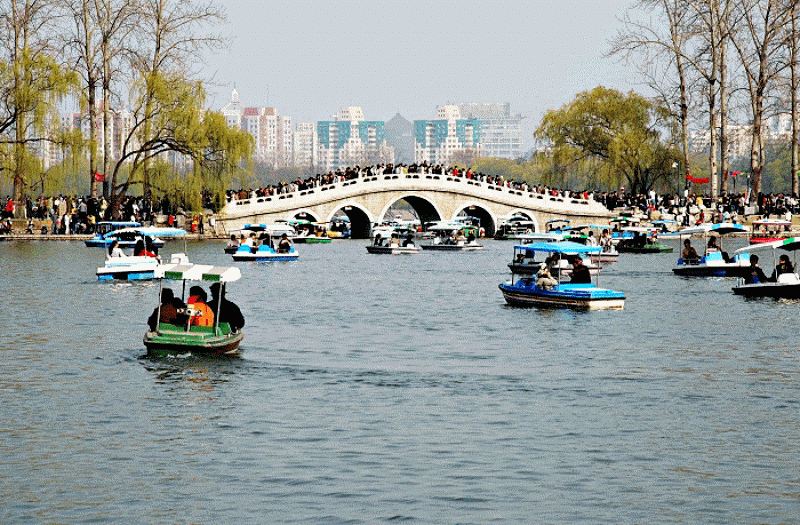 Những điều cần biết khi đi du lịch Bắc Kinh - Công viên Ngọc Uyên Đàm điểm du lịch Bắc Kinh ấn tượng Những điều cần biết khi đi du lịch Bắc Kinh - Công viên Ngọc Uyên Đàm điểm du lịch Bắc Kinh ấn tượng