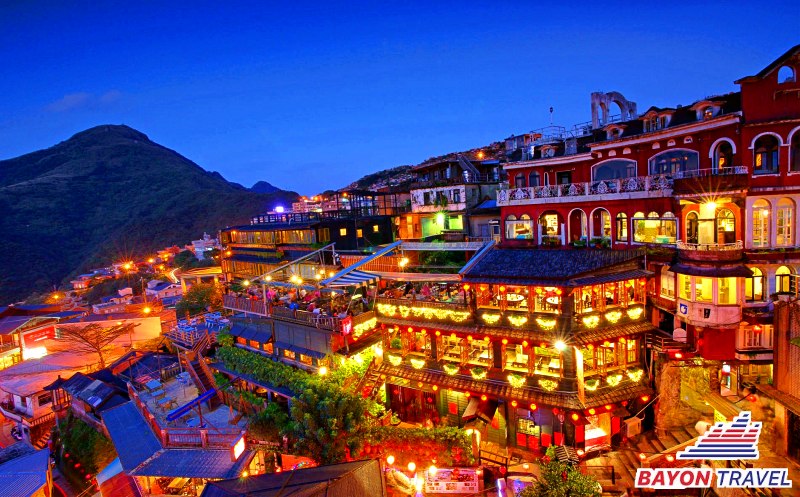 Đi du lịch Đài Loan giá rẻ: Làng cổ Cửu Phần về đêm luôn là địa điểm thu hút mọi du khách Đi du lịch Đài Loan giá rẻ: Làng cổ Cửu Phần về đêm luôn là địa điểm thu hút mọi du khách