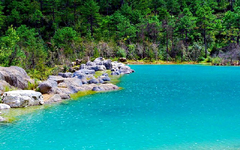 Du lịch Lệ giang cổ trấn mùa hè: Sự mát lạnh của dòng nước bất kẻ thời tiết (Ảnh sưu tầm) Du lịch Lệ giang cổ trấn mùa hè: Sự mát lạnh của dòng nước bất kẻ thời tiết (Ảnh sưu tầm)