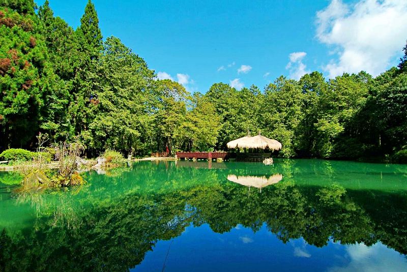 Du lịch Đài Loan Alishan: Đầm Tỷ Muội với nước quang năm xanh biếc, yên ả Du lịch Đài Loan Alishan: Đầm Tỷ Muội với nước quang năm xanh biếc, yên ả