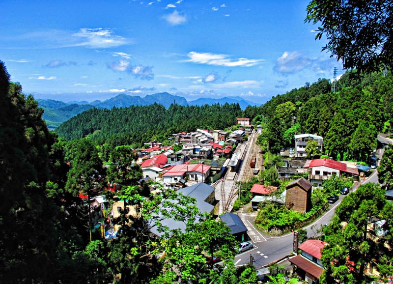 Nếu có cơ hội du lịch Alishan Đài Loan thì hãy đến thăm làng cổ Fenqihu truyền thống này nhé Nếu có cơ hội du lịch Alishan Đài Loan thì hãy đến thăm làng cổ Fenqihu truyền thống này nhé