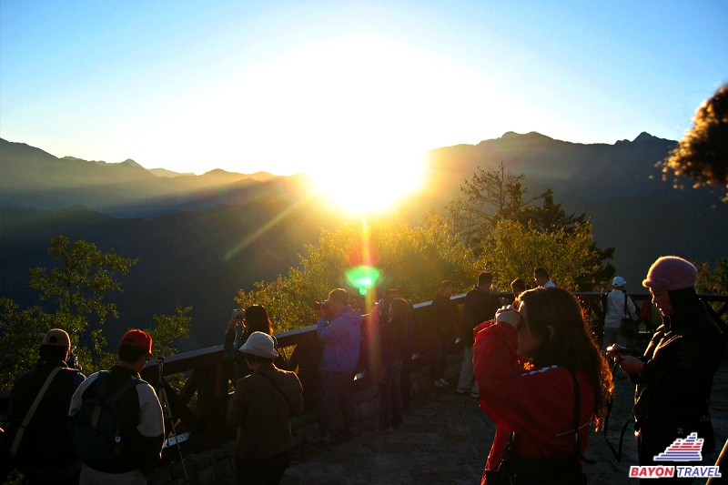 Ngắm bình minh tại Zhushan là hoạt động được nhiều khách du lịch Đài Loan yêu thích khi đến Alishan Ngắm bình minh tại Zhushan là hoạt động được nhiều khách du lịch Đài Loan yêu thích khi đến Alishan