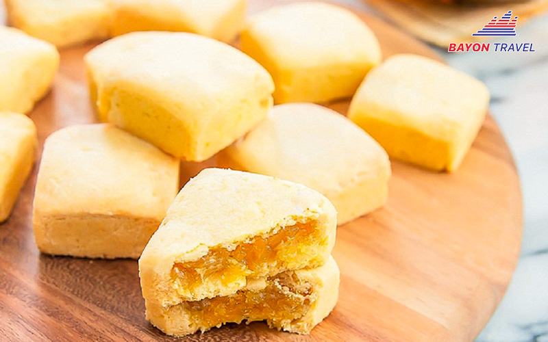 Bánh dứa là đặc sản nổi bật của Đài Loan được khách du lịch săn tìm mua về làm quà Bánh dứa là đặc sản nổi bật của Đài Loan được khách du lịch săn tìm mua về làm quà