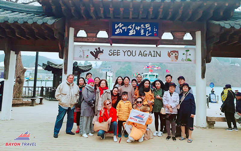 Đoàn du lịch Hàn Quốc mùa đông của Bayon Travel Đoàn du lịch Hàn Quốc mùa đông của Bayon Travel