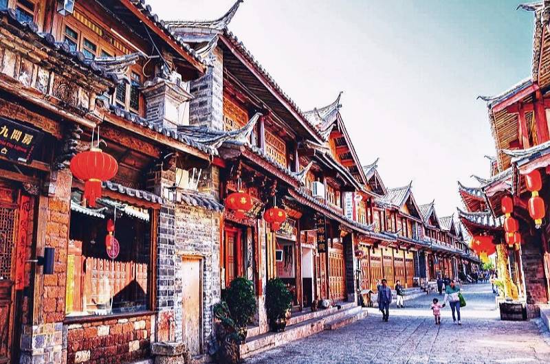 Du lịch Lệ Giang Shangrila mùa nào đẹp nhất: Du lịch Lệ Giang Shangrila vào dịp lễ (Ảnh sưu tầm) Du lịch Lệ Giang Shangrila mùa nào đẹp nhất: Du lịch Lệ Giang Shangrila vào dịp lễ (Ảnh sưu tầm)