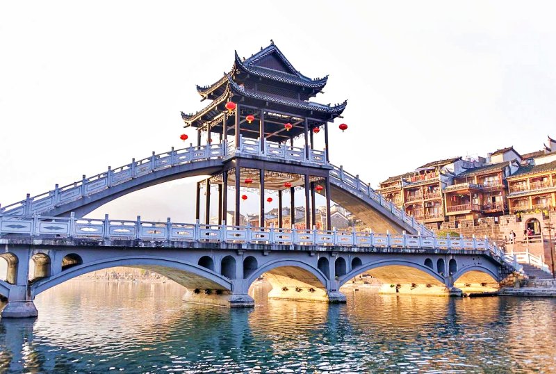 Cầu Hồng Kiều nơi check-in lý tưởng ở Phượng Hoàng cổ trấn Cầu Hồng Kiều nơi check-in lý tưởng ở Phượng Hoàng cổ trấn