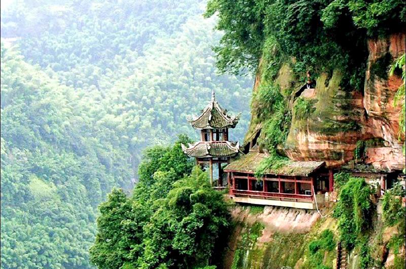 Thiên nhiên hùng vĩ của Tứ Xuyên – du lịch Tứ Xuyên Thiên nhiên hùng vĩ của Tứ Xuyên – du lịch Tứ Xuyên