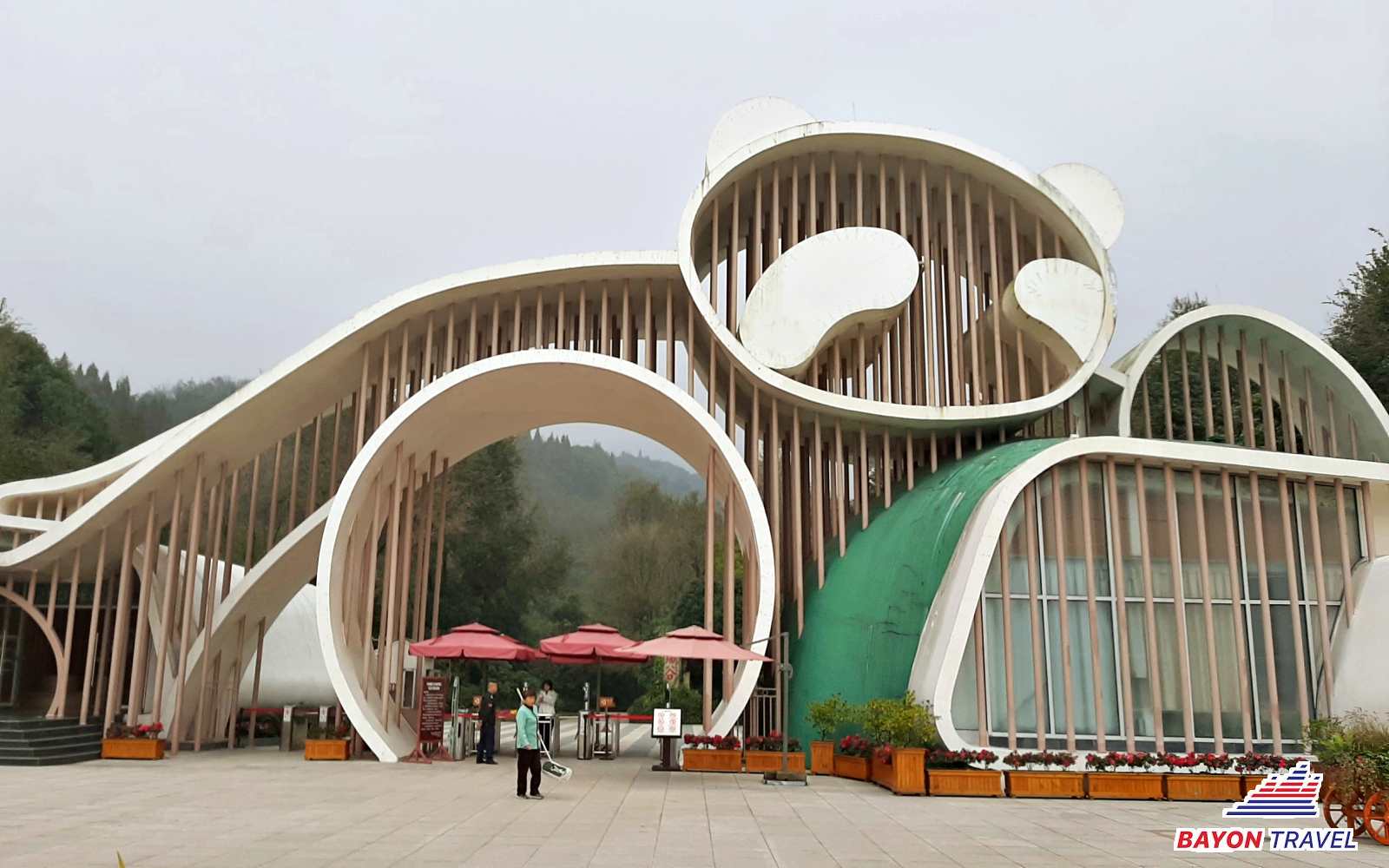 Khu bảo tồn có thiết kế cổng chào đặc biệt – du lịch Thành Đô Tứ Xuyên Trung Quốc Khu bảo tồn có thiết kế cổng chào đặc biệt – du lịch Thành Đô Tứ Xuyên Trung Quốc