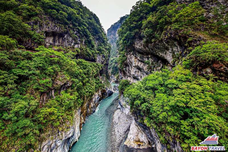 Lịch trình du lịch Đài Loan tự túc 5 ngày: Vườn quốc gia Taroko Gorge là điểm đến nhất định phải đi trong lịch trình du lịch Đài Loan tự túc 5 ngày đấy Lịch trình du lịch Đài Loan tự túc 5 ngày: Vườn quốc gia Taroko Gorge là điểm đến nhất định phải đi trong lịch trình du lịch Đài Loan tự túc 5 ngày đấy