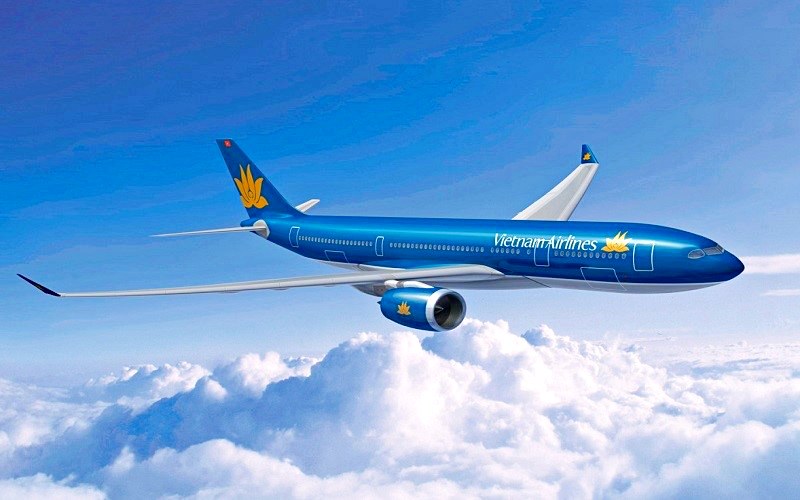 Hướng dẫn du lịch Phượng Hoàng Cổ Trấn: Máy bay hãng Vietnam Airlines (Ảnh sưu tầm) Hướng dẫn du lịch Phượng Hoàng Cổ Trấn: Máy bay hãng Vietnam Airlines (Ảnh sưu tầm)