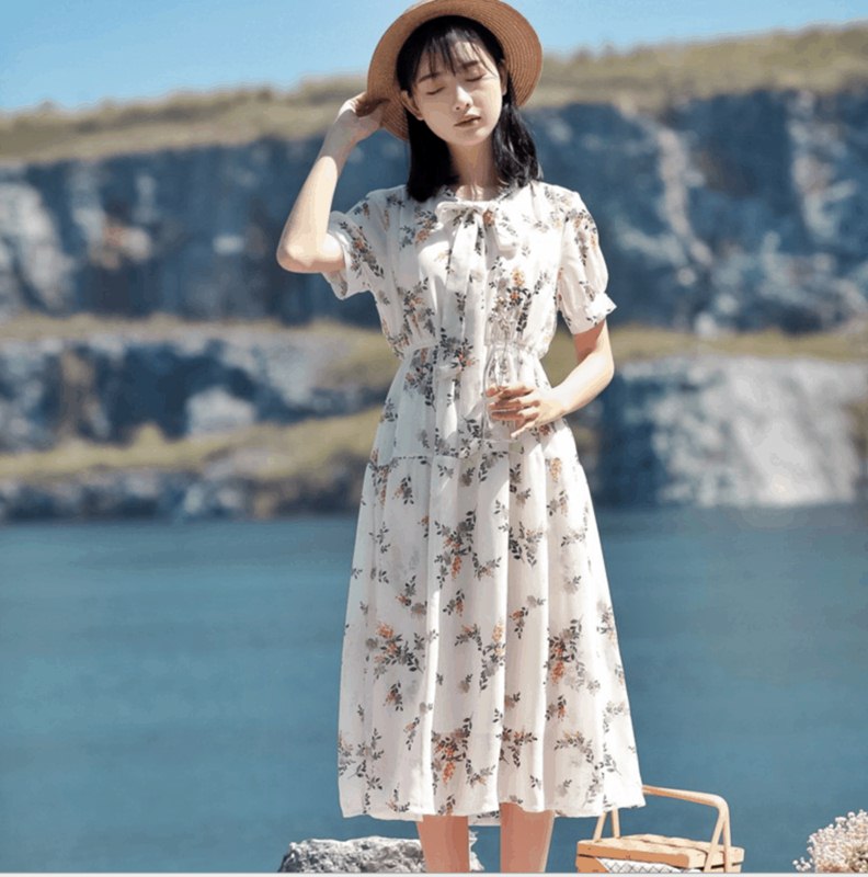 Mặc váy, chất liệu dễ thấm mò hôi cho chuyến du lịch Hong Kong vào mùa hè Mặc váy, chất liệu dễ thấm mò hôi cho chuyến du lịch Hong Kong vào mùa hè