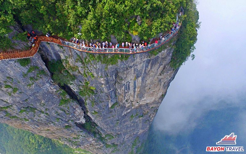 Nên đi Lệ Giang hay Phượng Hoàng Cổ Trấn? - Đi Phượng Hoàng Cổ Trấn ghé thăm Trương Gia Giới Nên đi Lệ Giang hay Phượng Hoàng Cổ Trấn? - Đi Phượng Hoàng Cổ Trấn ghé thăm Trương Gia Giới